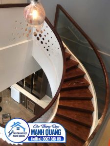 Cầu thang kính MS56