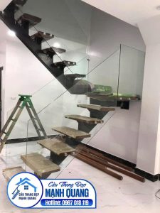 Cầu thang xương cá MS16