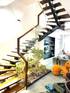 Cầu thang xương cá MS15