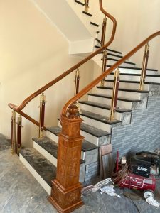 Cầu thang kính MS61